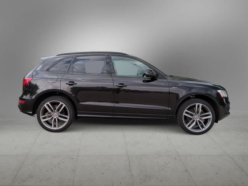Thumbnail: 2015 Audi SQ5 - 9