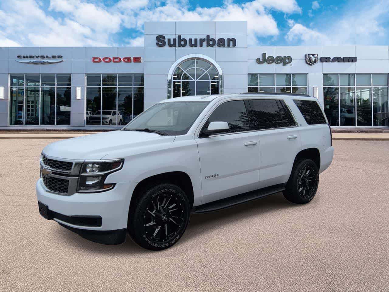 Thumbnail: 2020 Chevrolet Tahoe - 4