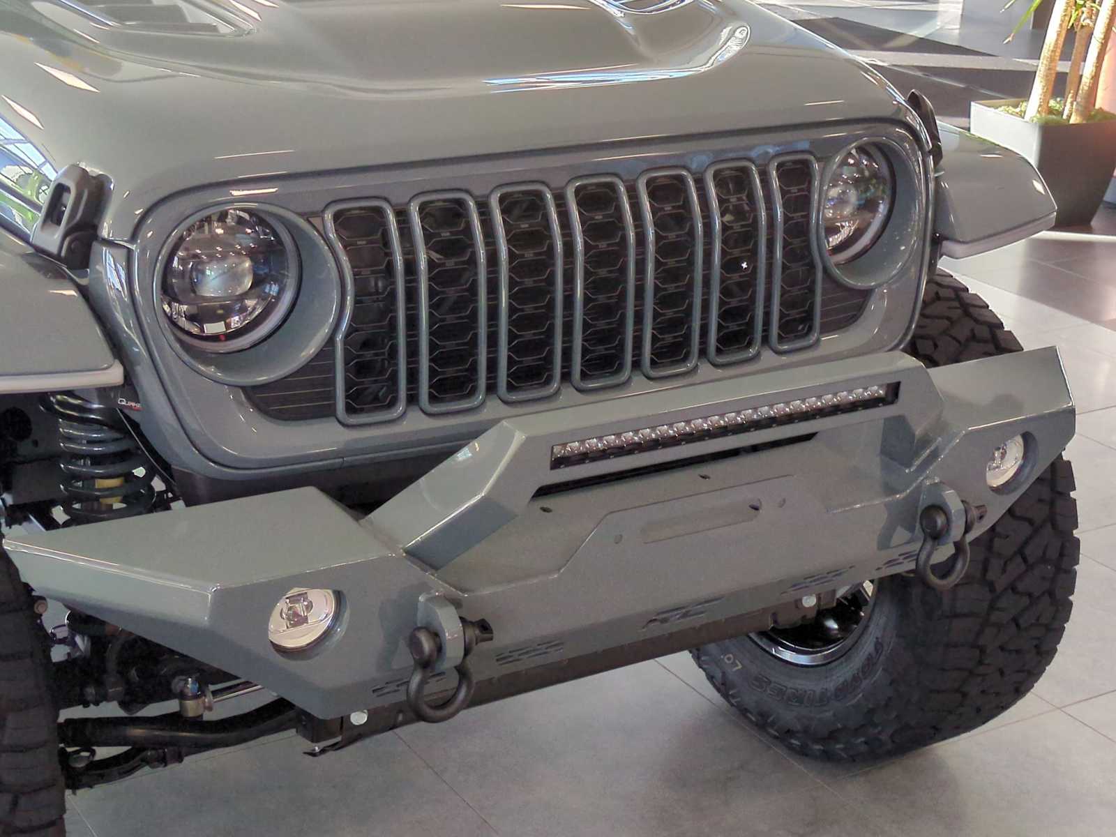 Thumbnail: 2025 Jeep Gladiator - 37