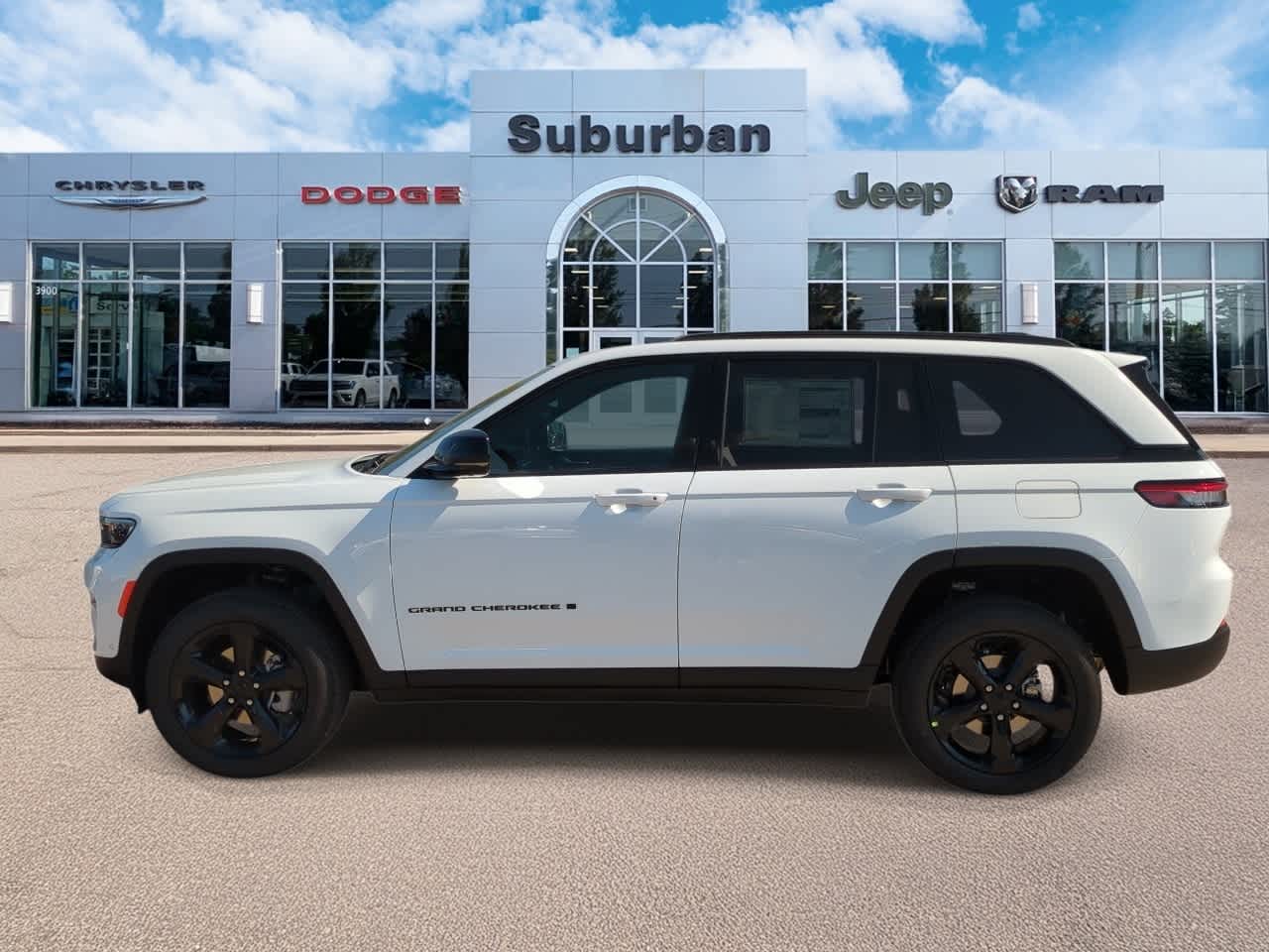 Thumbnail: 2025 Jeep Grand Cherokee - 5