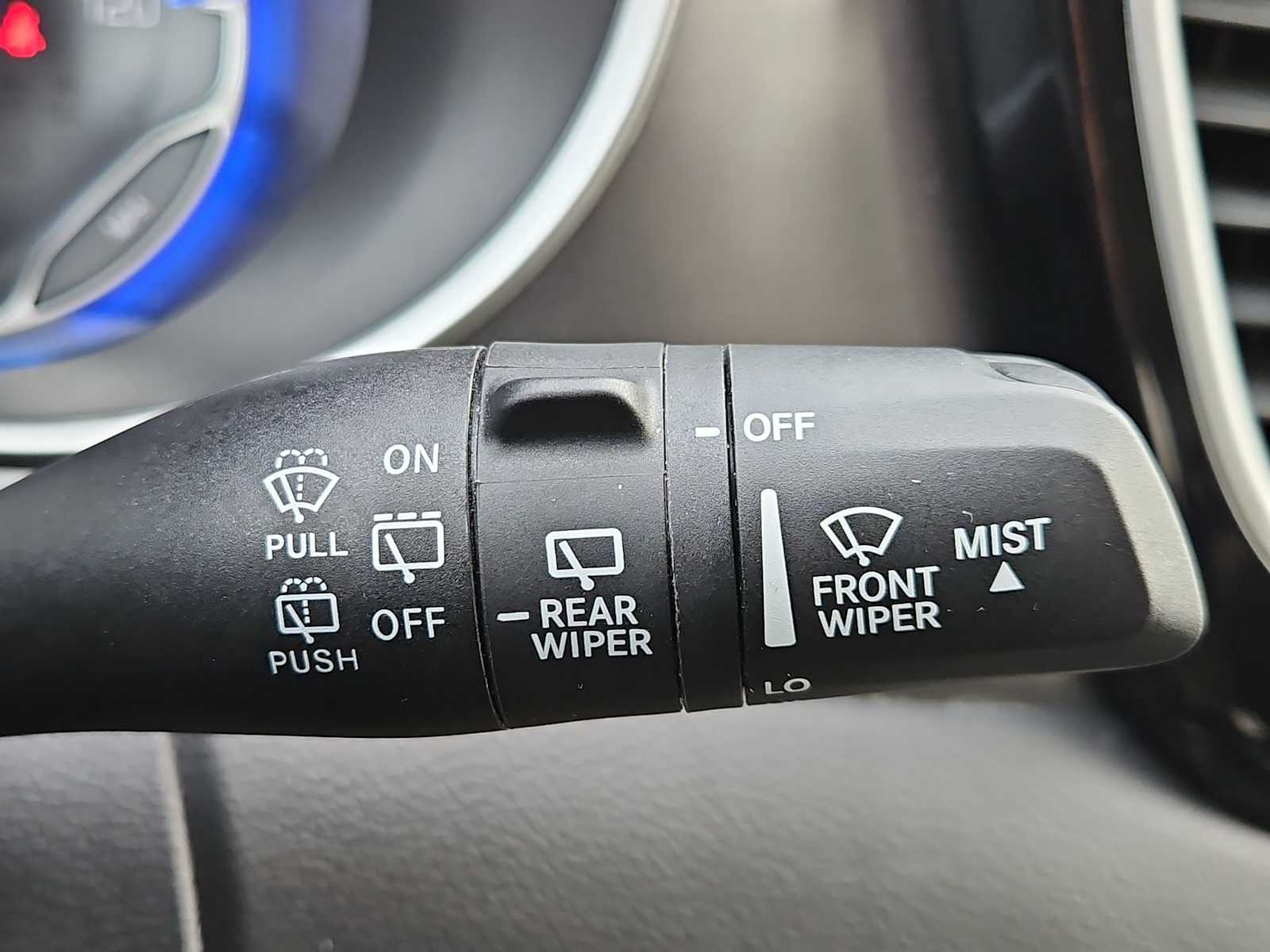 Thumbnail: 2024 Chrysler Pacifica - 31