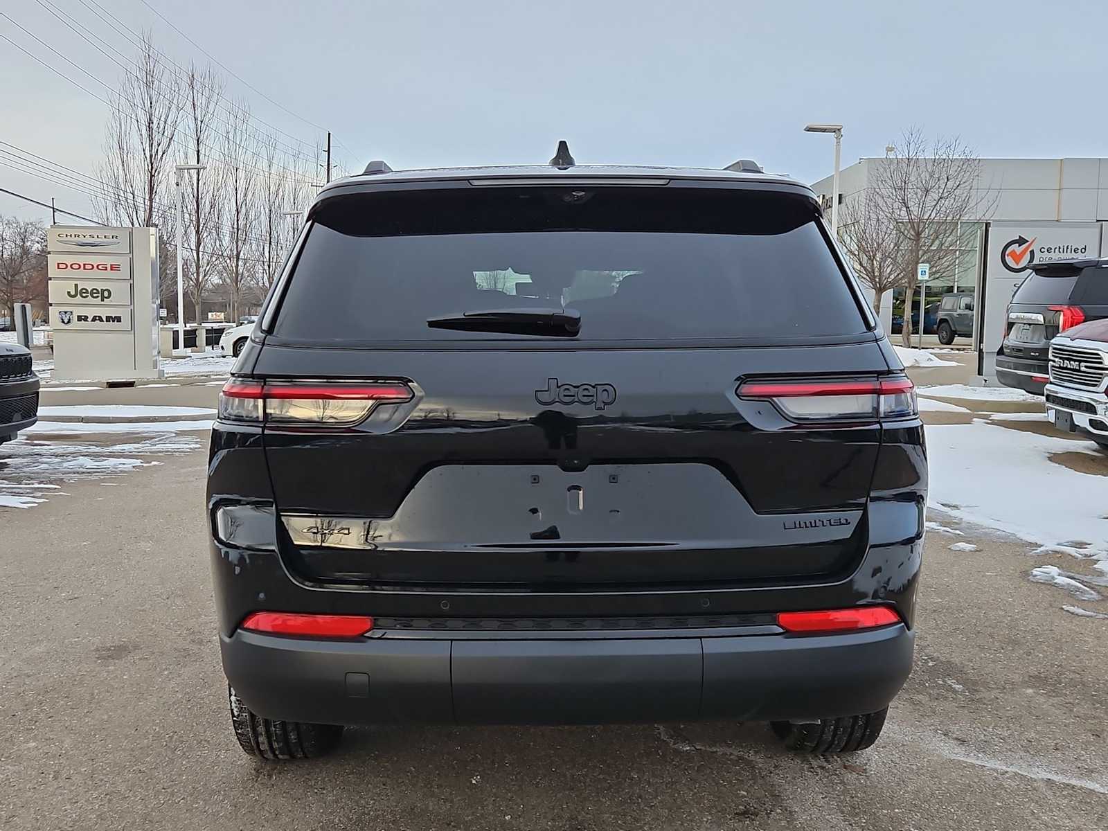 Thumbnail: 2025 Jeep Grand Cherokee L - 13