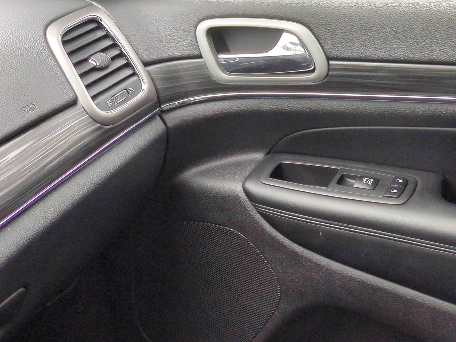 Thumbnail: 2021 Jeep Grand Cherokee - 38