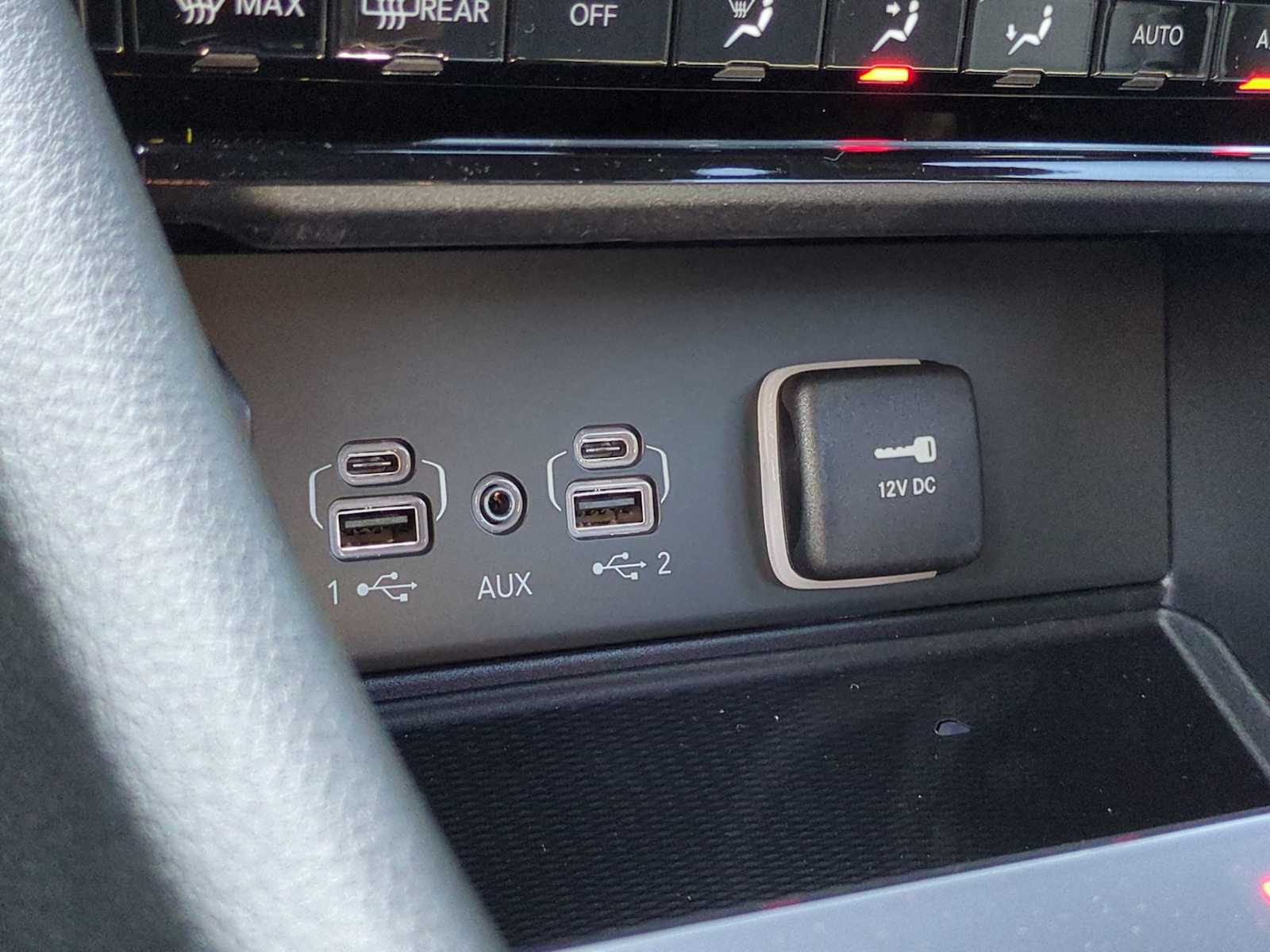 Thumbnail: 2025 Jeep Grand Cherokee - 30