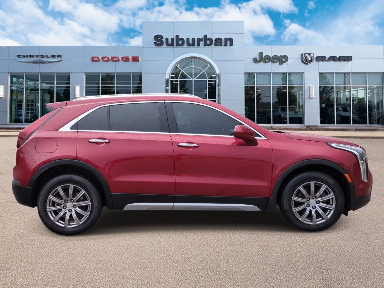 Thumbnail: 2019 Cadillac XT4 - 9