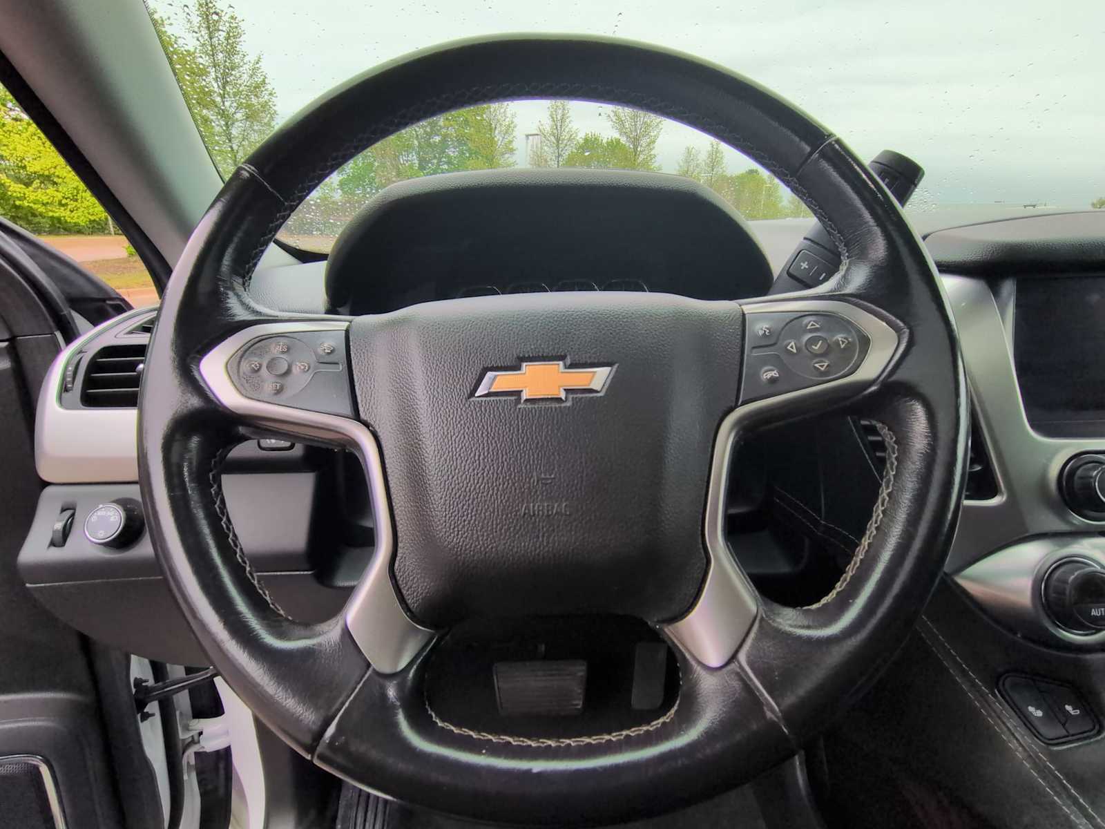 Thumbnail: 2020 Chevrolet Tahoe - 24