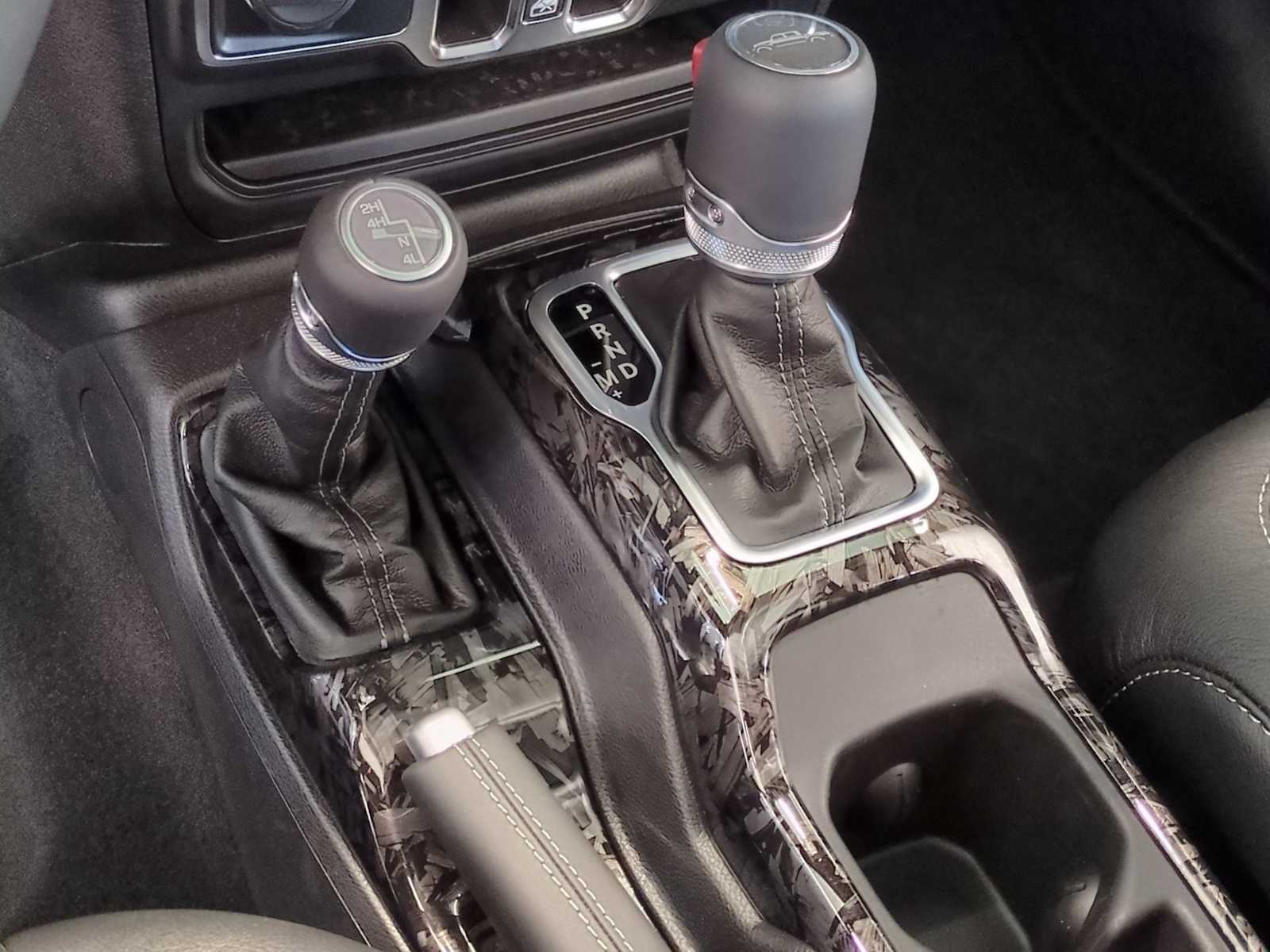 Thumbnail: 2025 Jeep Gladiator - 30