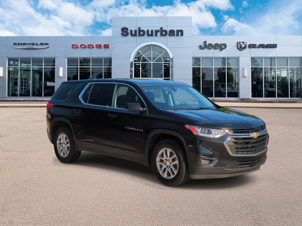 Thumbnail: 2019 Chevrolet Traverse - 2