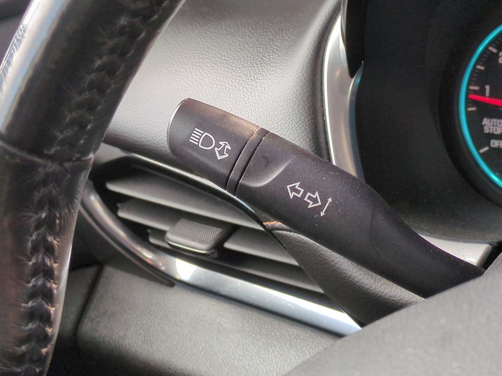 Thumbnail: 2018 Chevrolet Traverse - 28