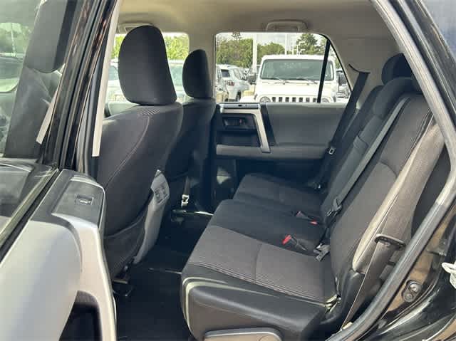 2013 Toyota 4Runner SR5 19