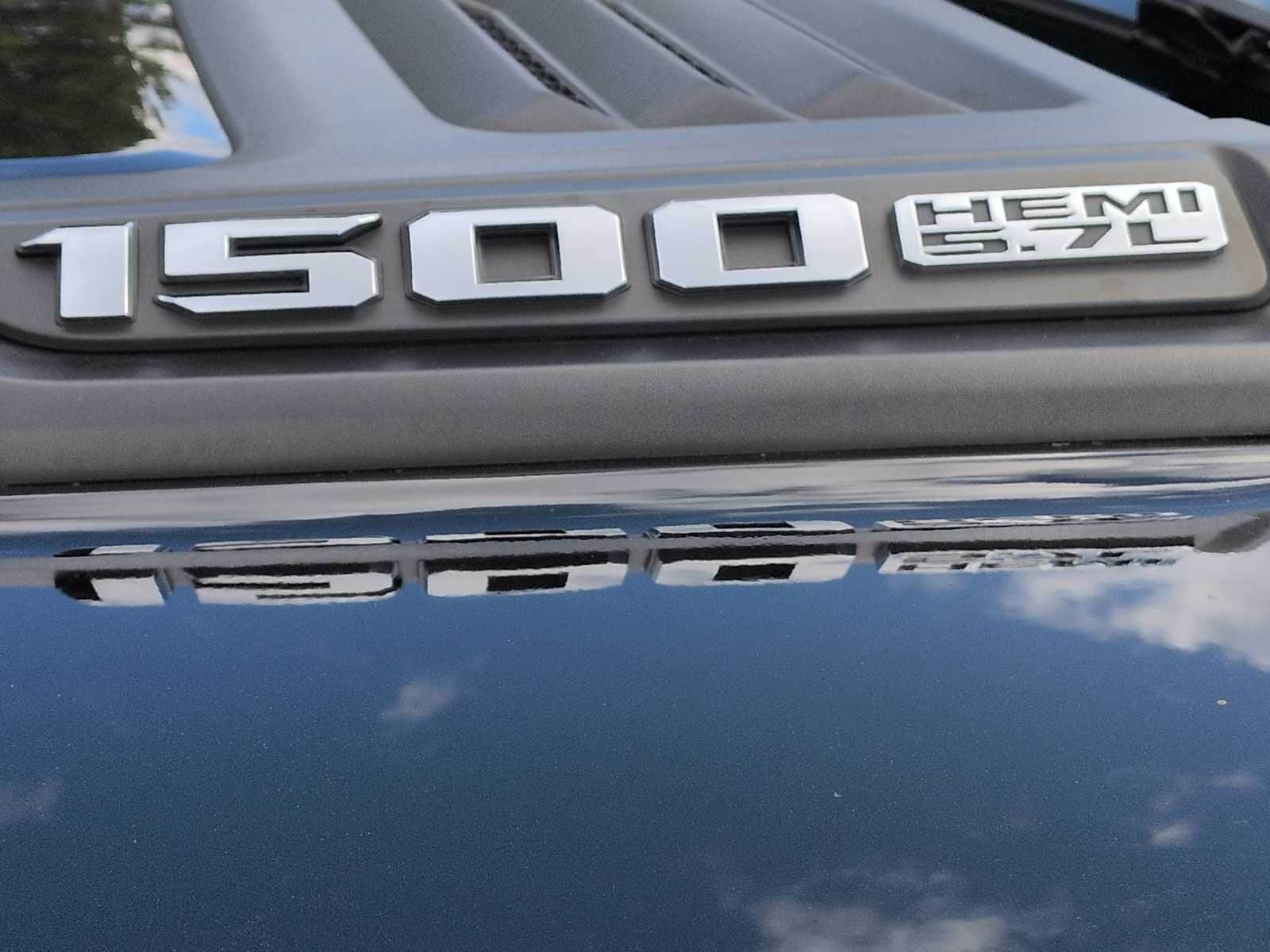 Thumbnail: 2019 RAM 1500 - 13