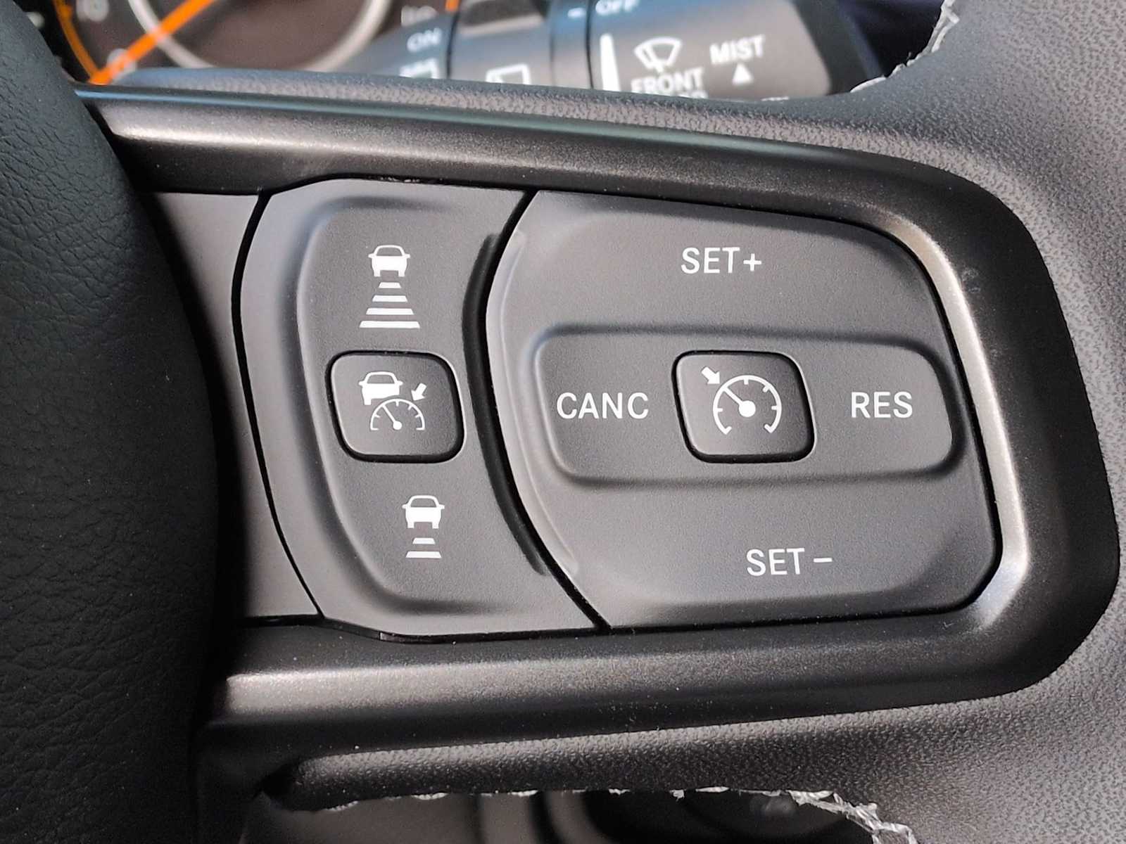 Thumbnail: 2025 Jeep Wrangler - 25