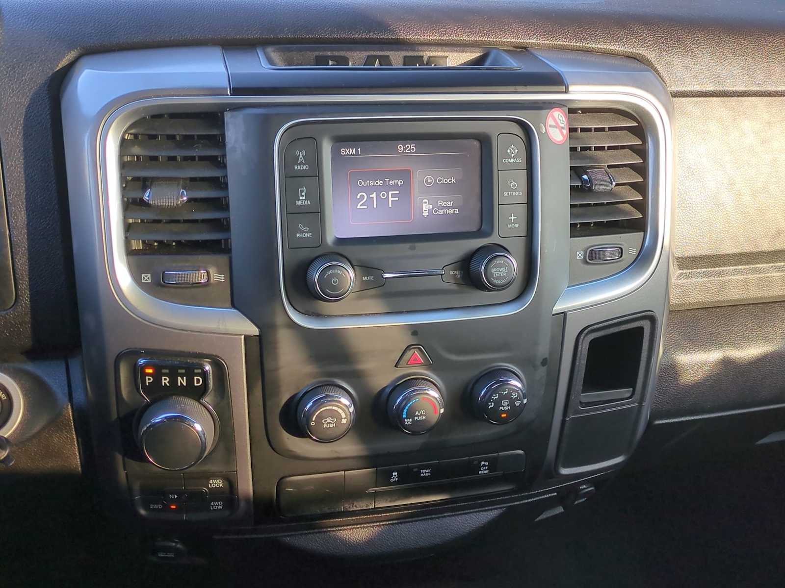 Thumbnail: 2024 RAM 1500 Classic - 27