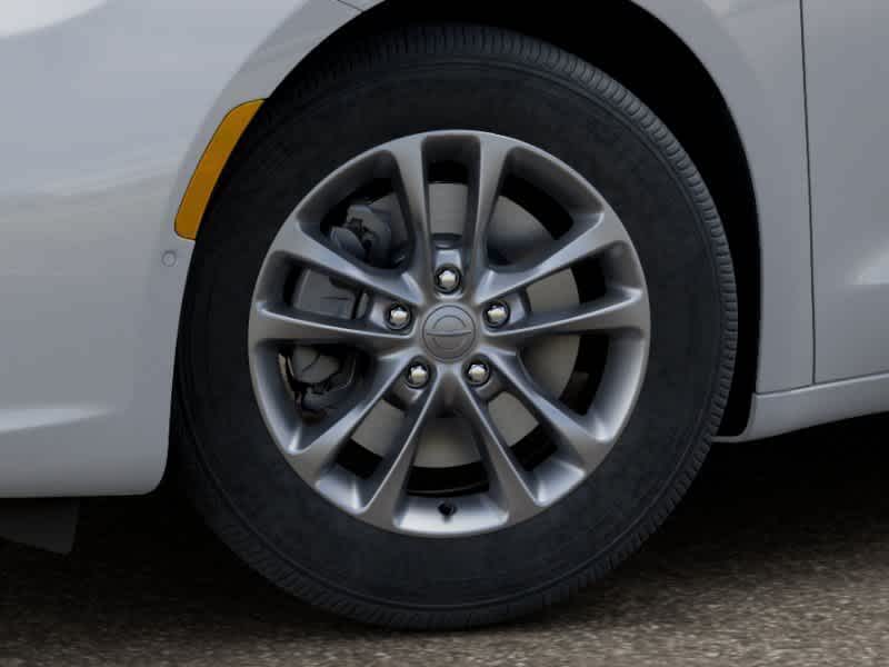 Thumbnail: 2026 Chrysler Pacifica - 8