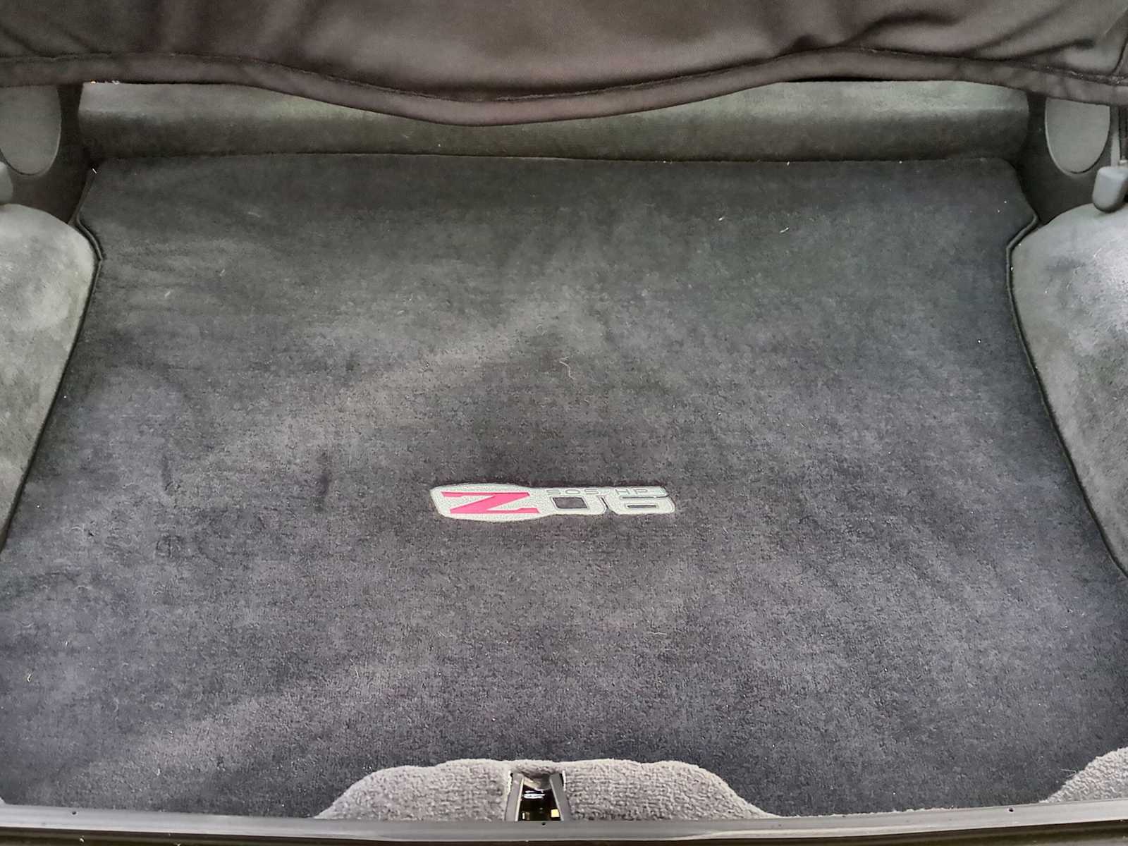 Thumbnail: 2006 Chevrolet Corvette - 28