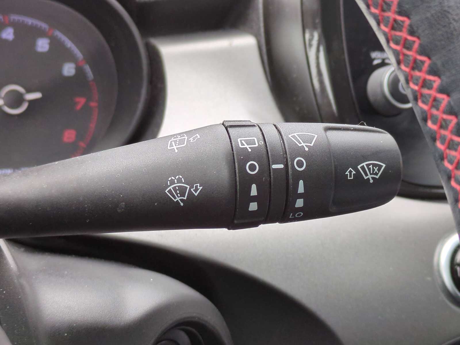 Thumbnail: 2021 Fiat 500X - 28