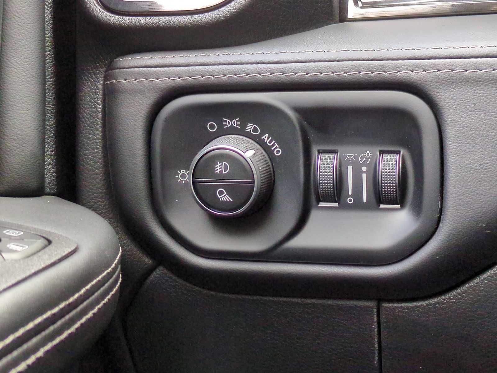 Thumbnail: 2025 RAM 3500 - 28