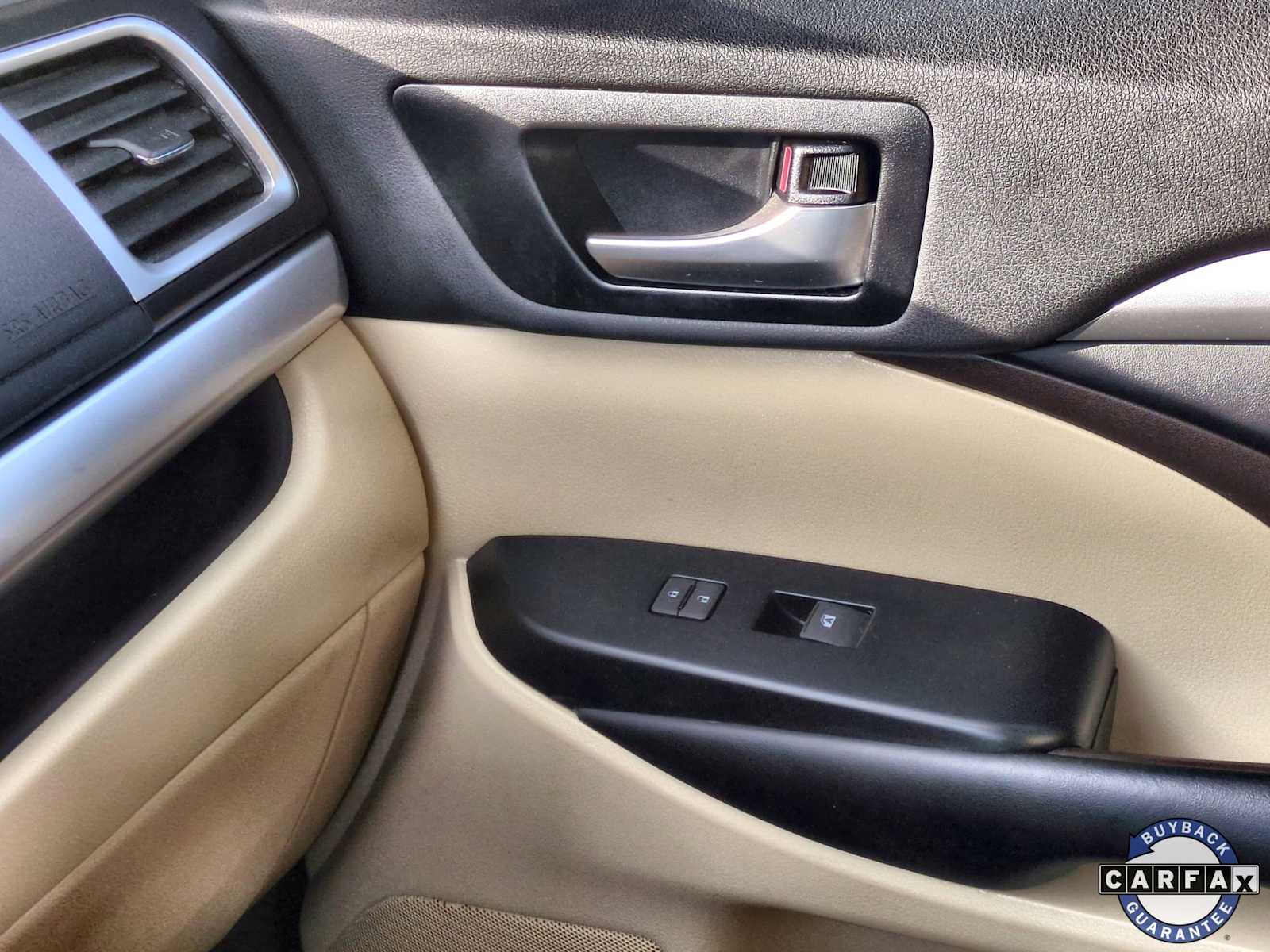 Thumbnail: 2019 Toyota Highlander - 39