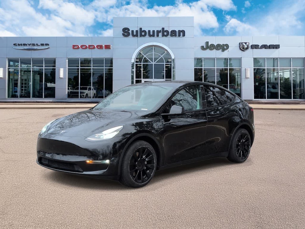 Used 2022 Tesla Model Y Long Range SUV