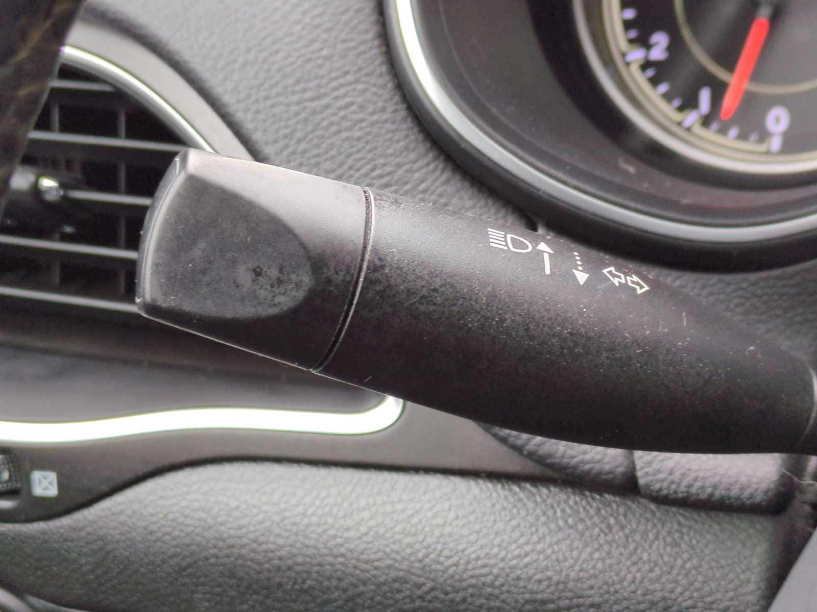 Thumbnail: 2019 Jeep Cherokee - 27