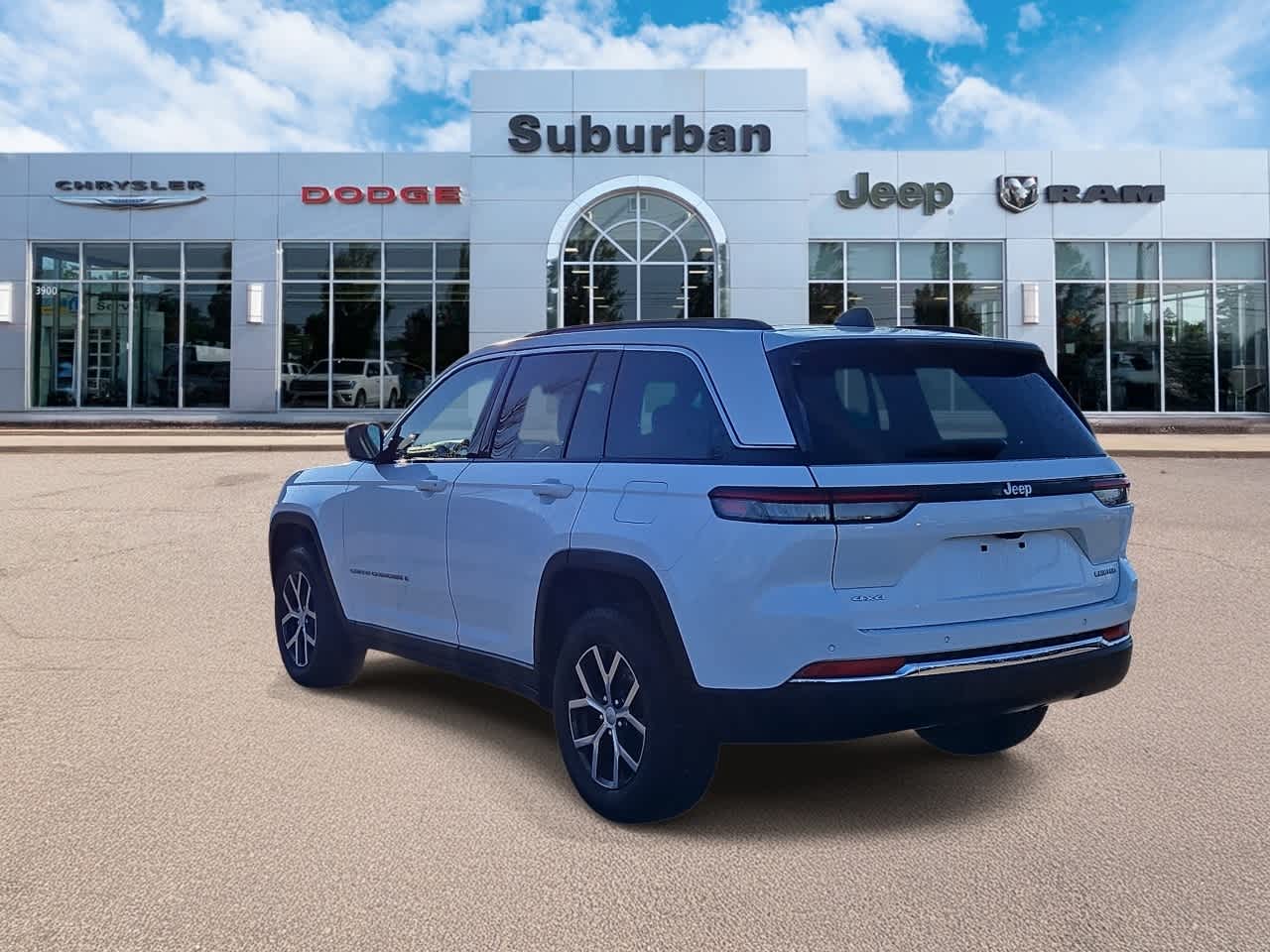 Thumbnail: 2025 Jeep Grand Cherokee - 6