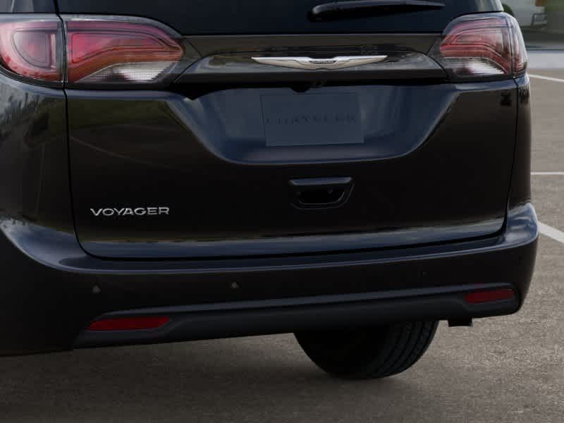 Thumbnail: 2026 Chrysler Voyager - 13