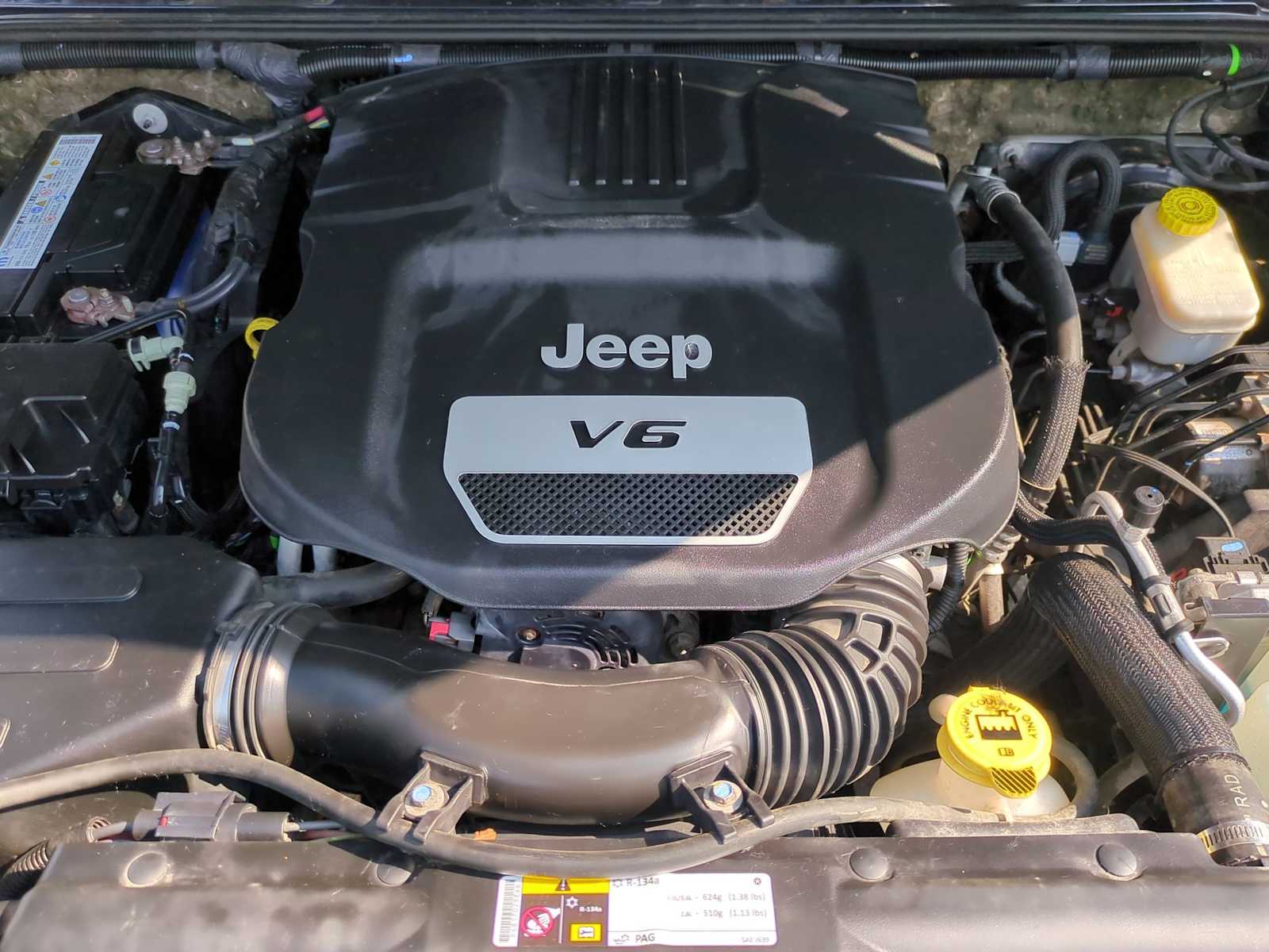 2015 Jeep Wrangler Unlimited Sahara 15