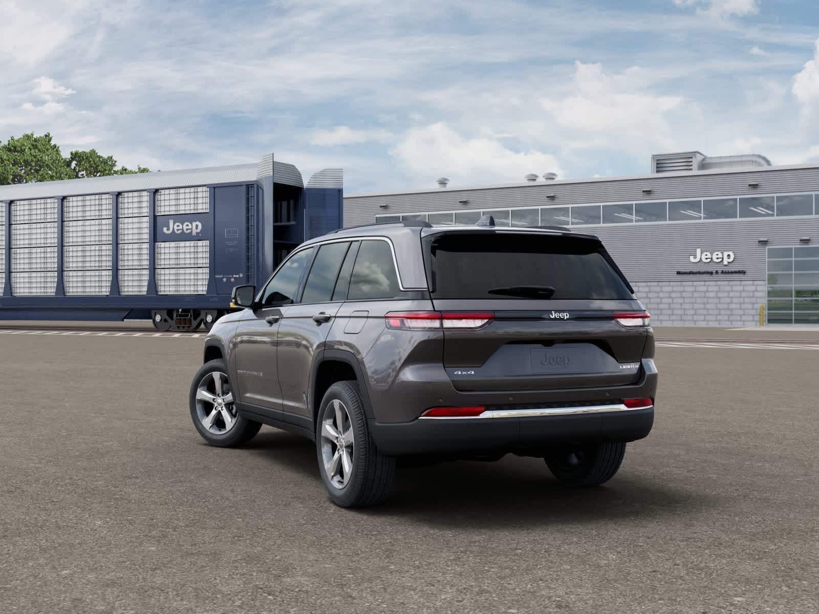 Thumbnail: 2026 Jeep Grand Cherokee - 3