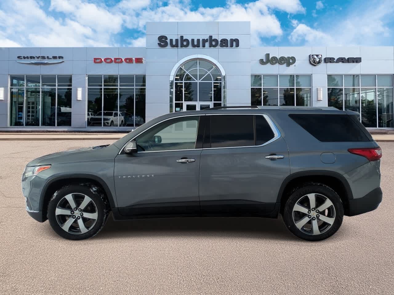 Thumbnail: 2018 Chevrolet Traverse - 5