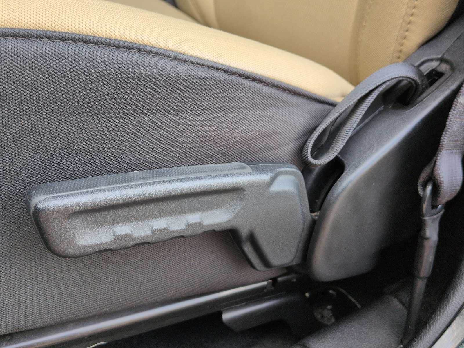 Thumbnail: 2023 Jeep Gladiator - 17