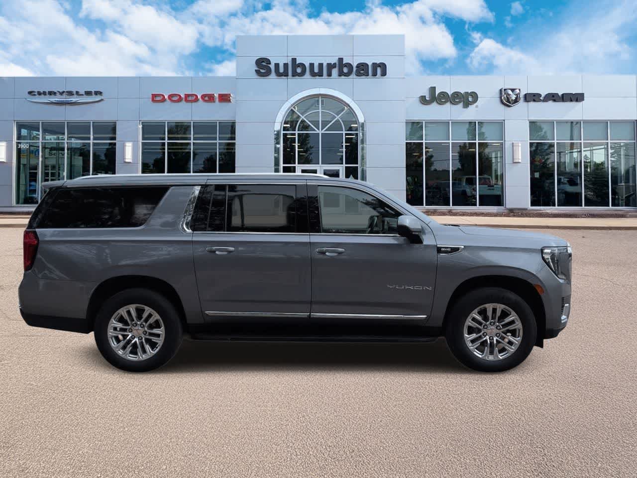 Thumbnail: 2022 GMC Yukon XL - 9