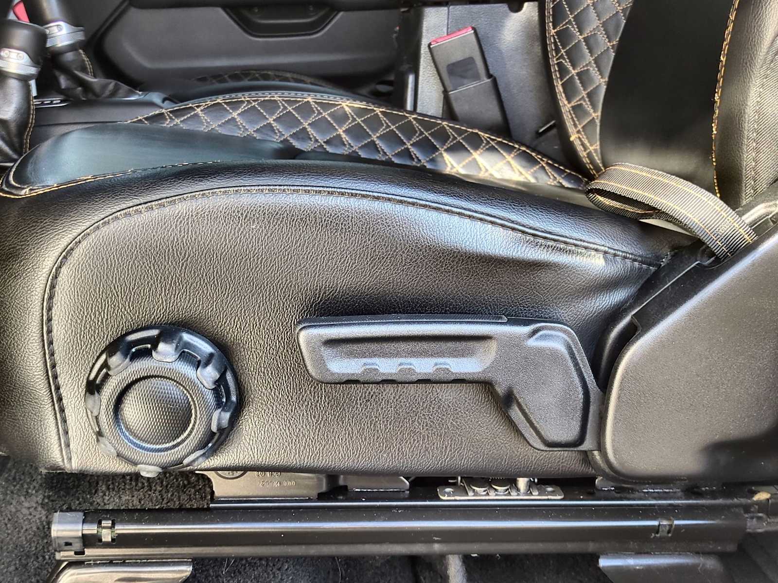 Thumbnail: 2021 Jeep Wrangler - 17