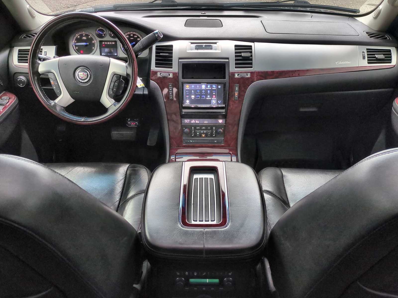 Thumbnail: 2013 Cadillac Escalade - 15