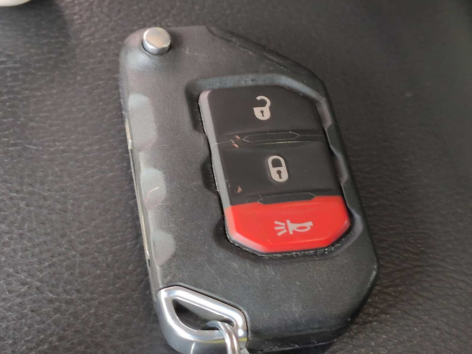 Thumbnail: 2018 Jeep Wrangler - 35