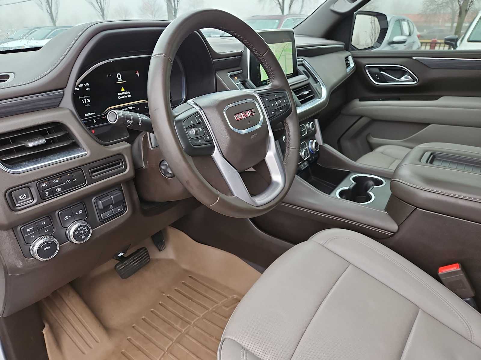 Thumbnail: 2024 GMC Yukon XL - 10