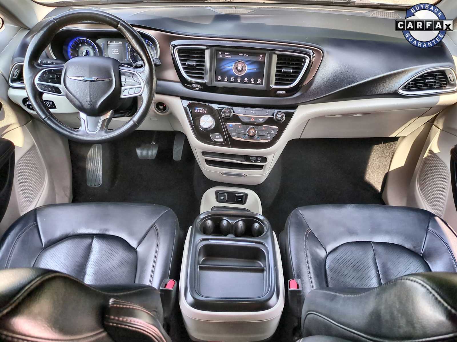 Thumbnail: 2019 Chrysler Pacifica - 16