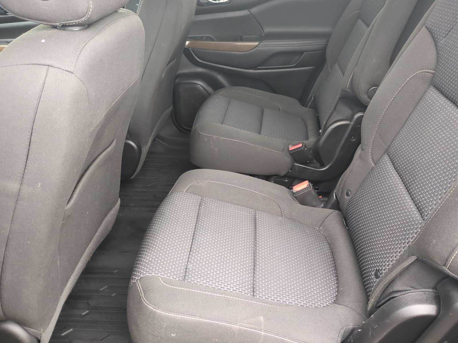 Thumbnail: 2020 GMC Acadia - 27