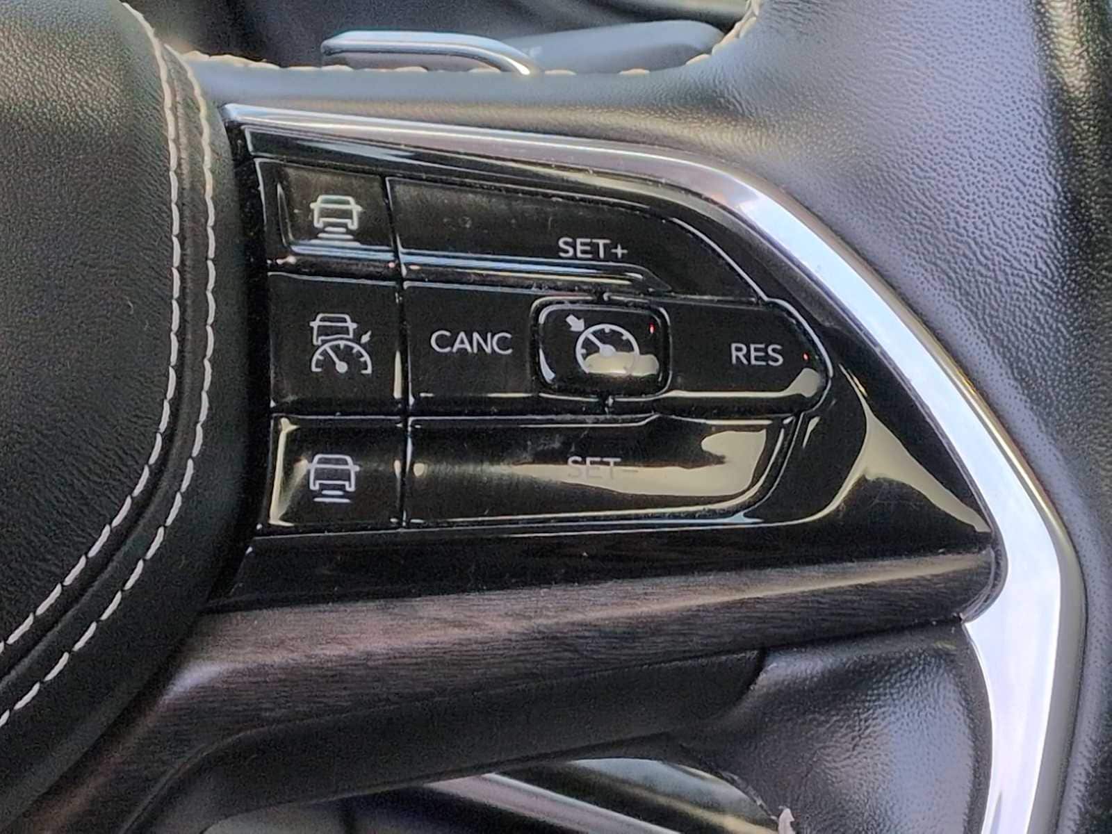 Thumbnail: 2021 Jeep Grand Cherokee L - 27