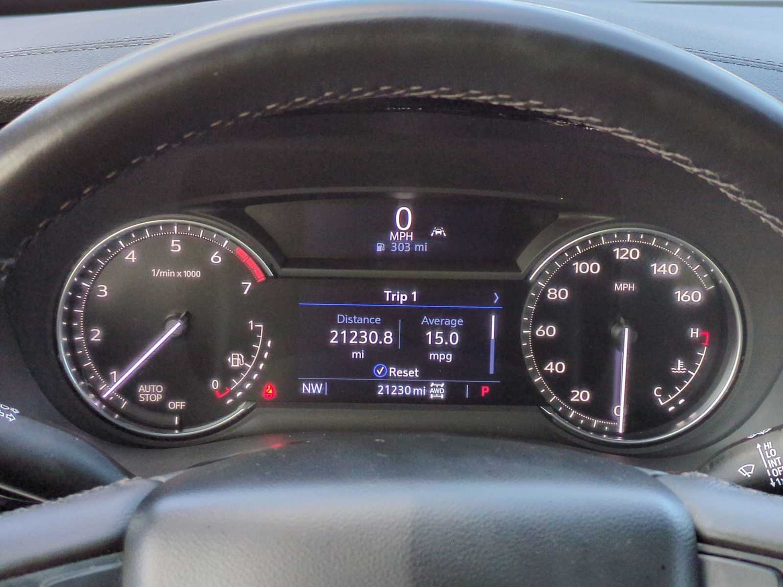 Thumbnail: 2024 Cadillac XT6 - 33