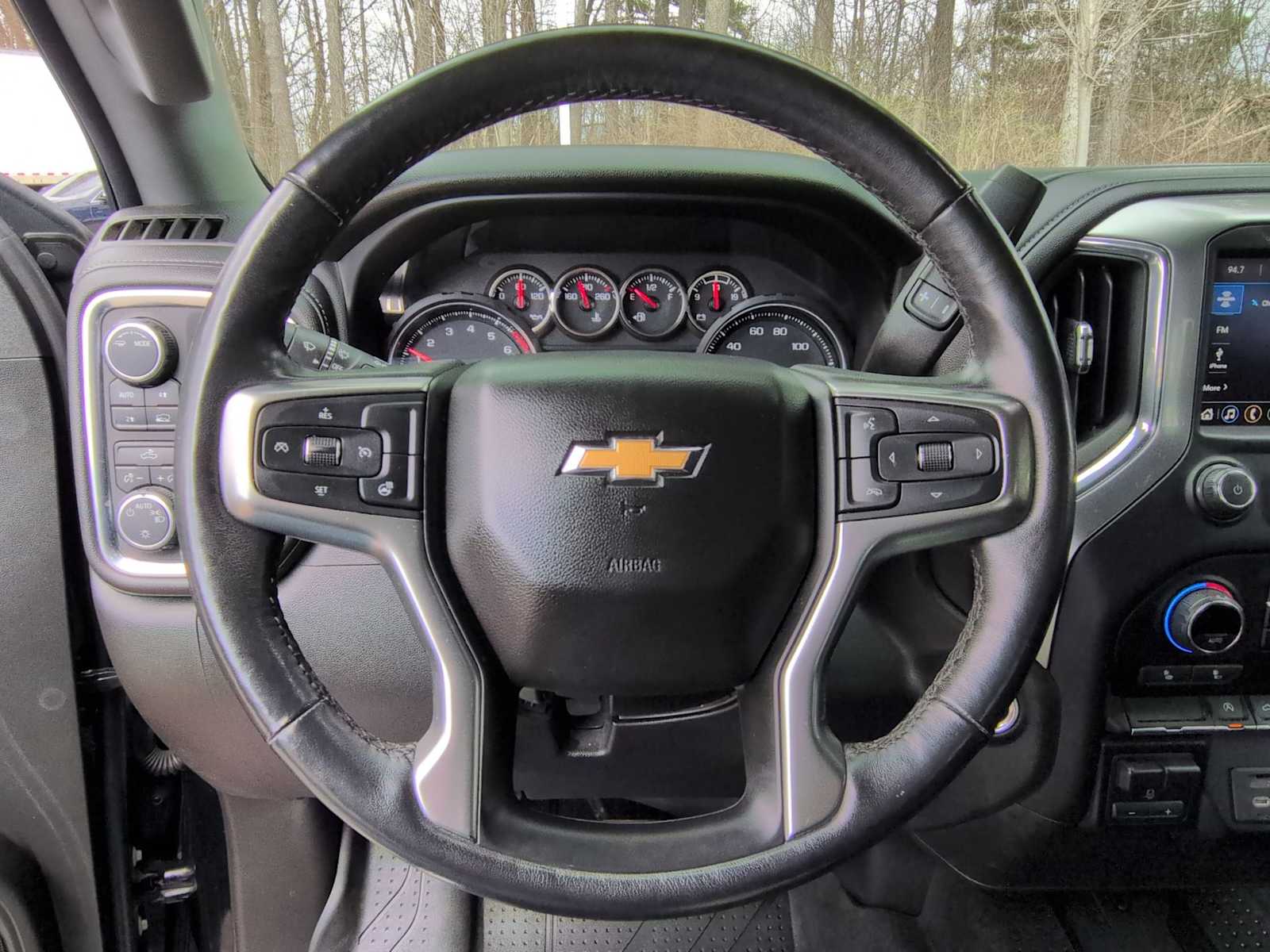 Thumbnail: 2020 Chevrolet Silverado 1500 - 21