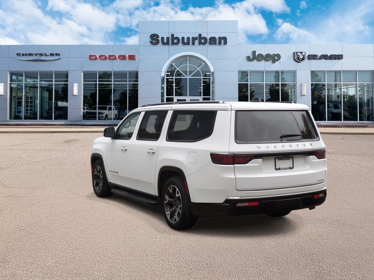 Thumbnail: 2024 Jeep Wagoneer - 6