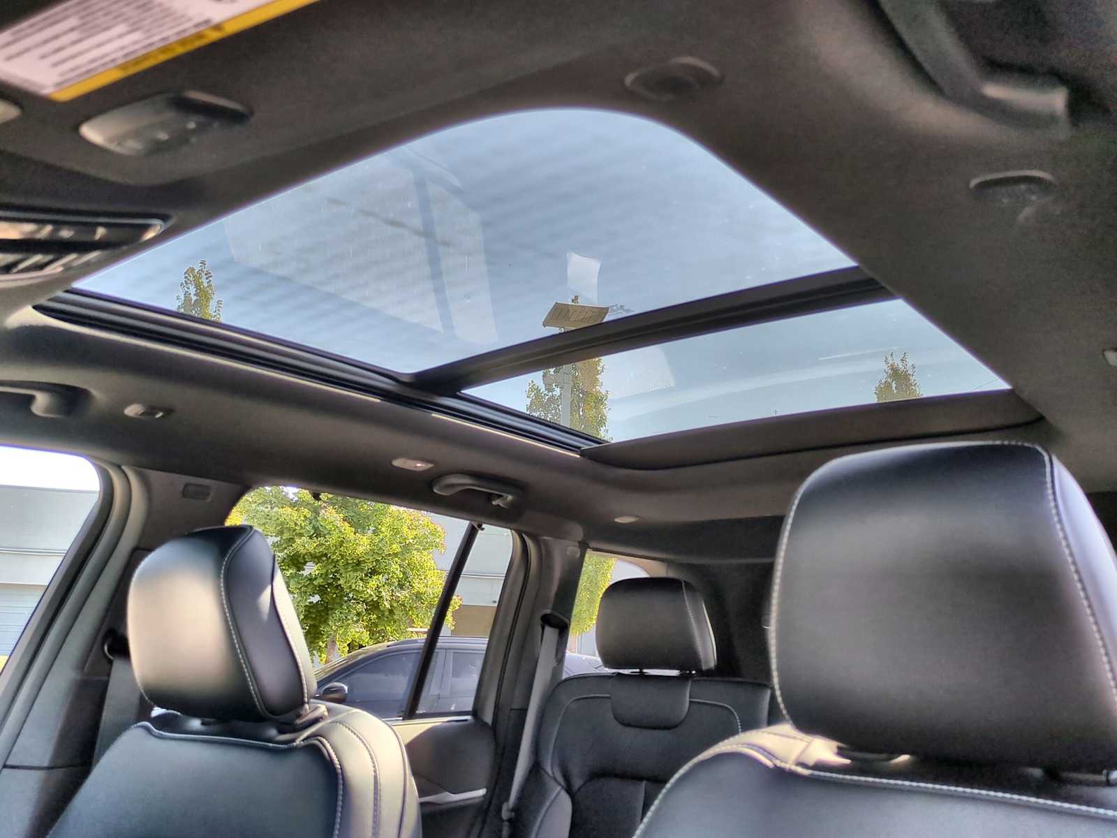 Thumbnail: 2025 Jeep Grand Cherokee - 19