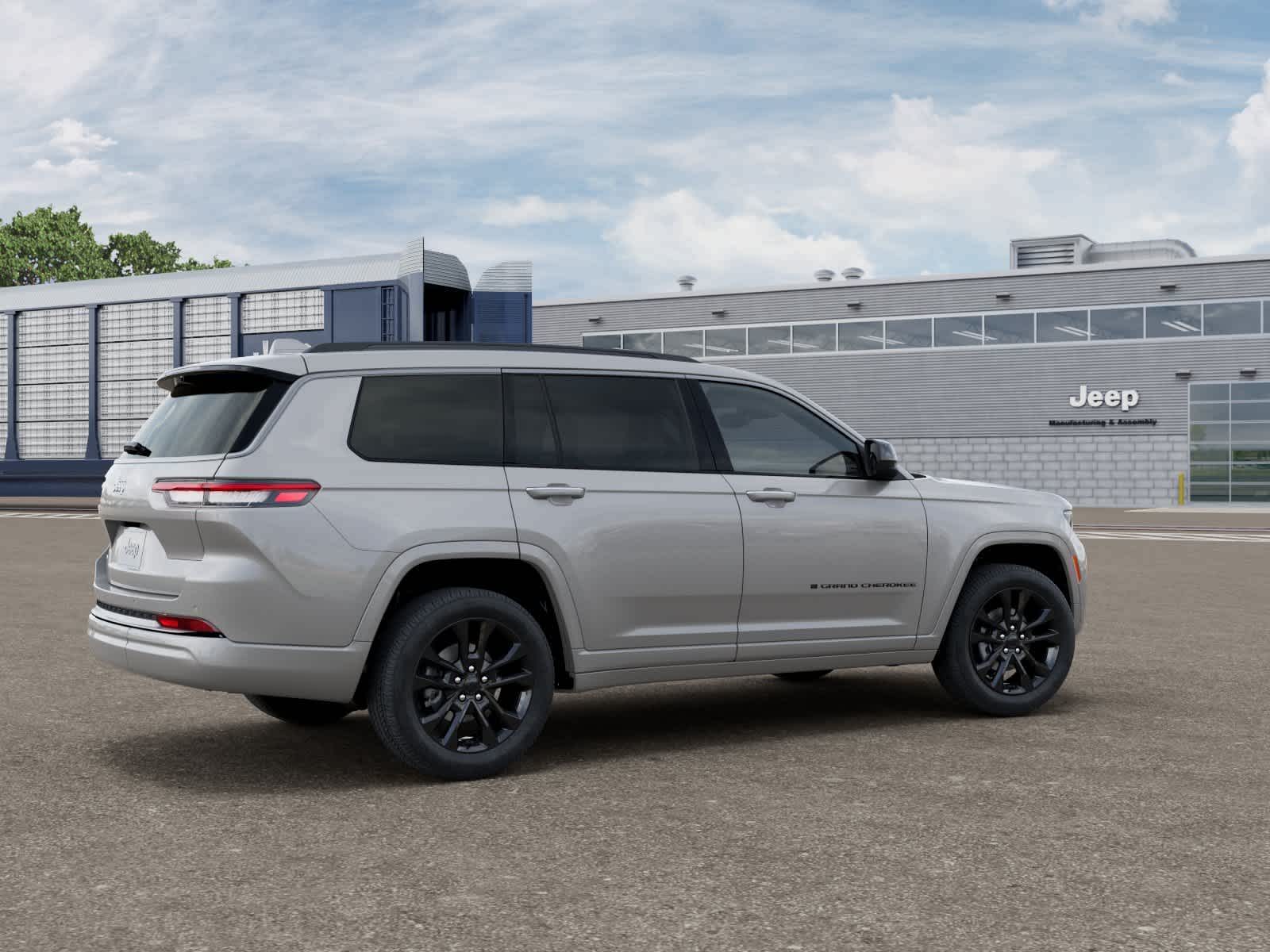 Thumbnail: 2026 Jeep Grand Cherokee L - 4