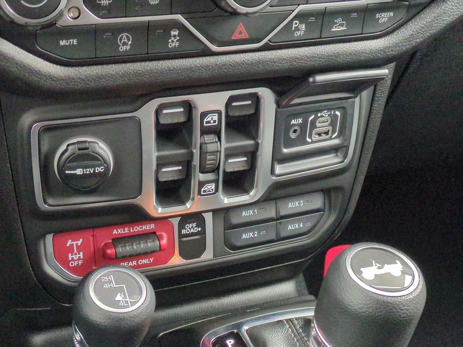 Thumbnail: 2026 Jeep Wrangler - 29