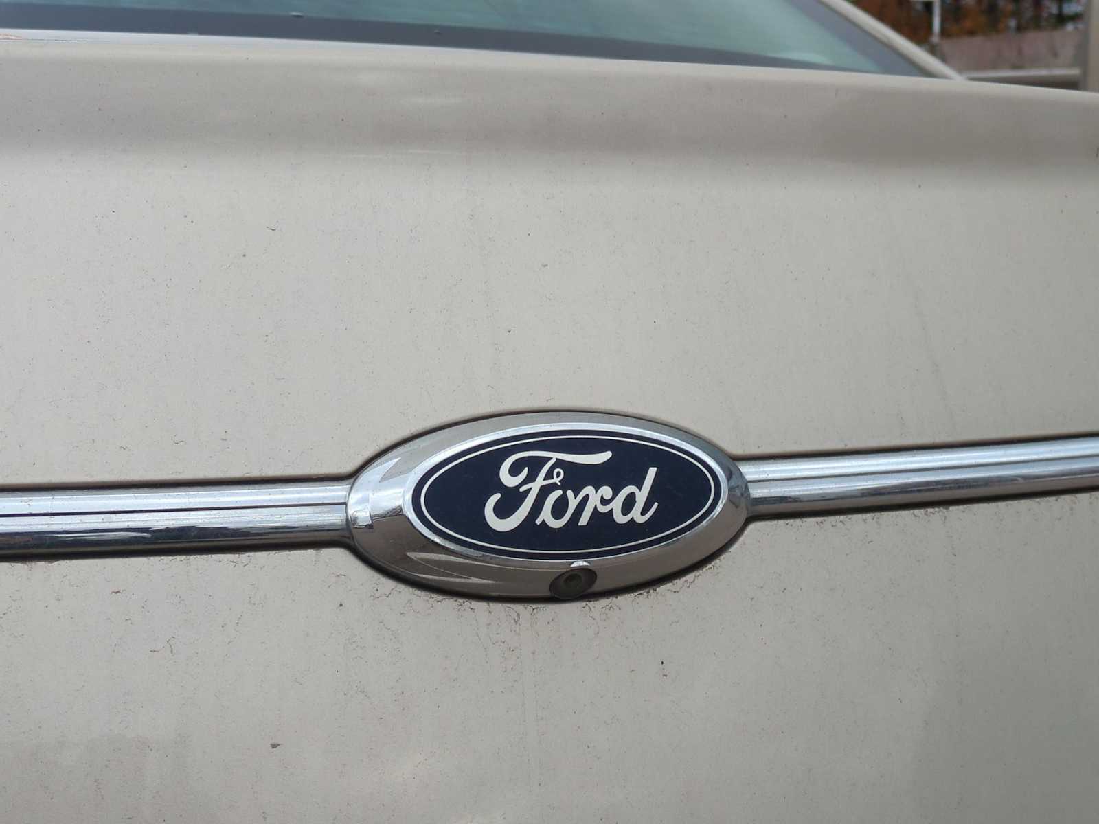 Thumbnail: 2017 Ford Taurus - 12