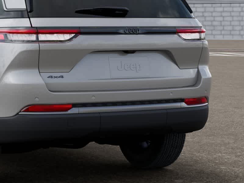 Thumbnail: 2026 Jeep Grand Cherokee - 13