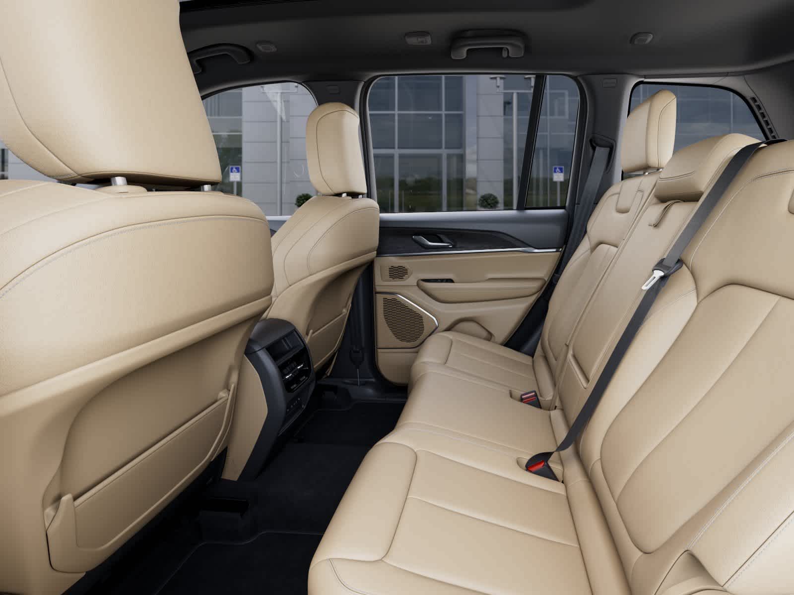 Thumbnail: 2026 Jeep Grand Cherokee - 23