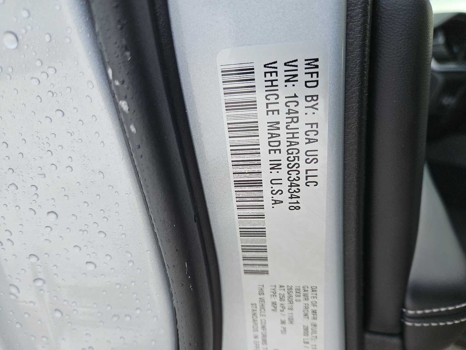 Thumbnail: 2025 Jeep Grand Cherokee - 39