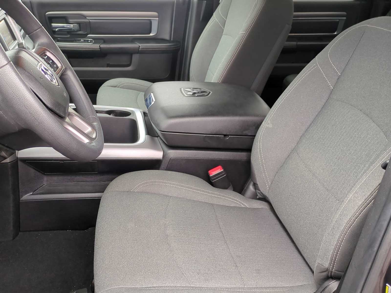 Thumbnail: 2023 RAM 1500 Classic - 16