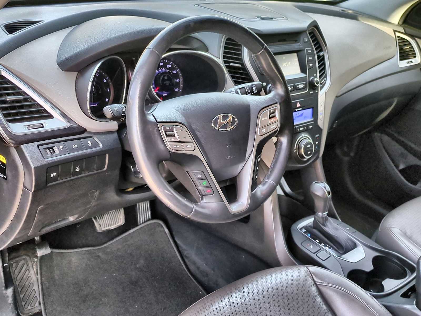 2013 Hyundai Santa Fe Sport 2.0T 10